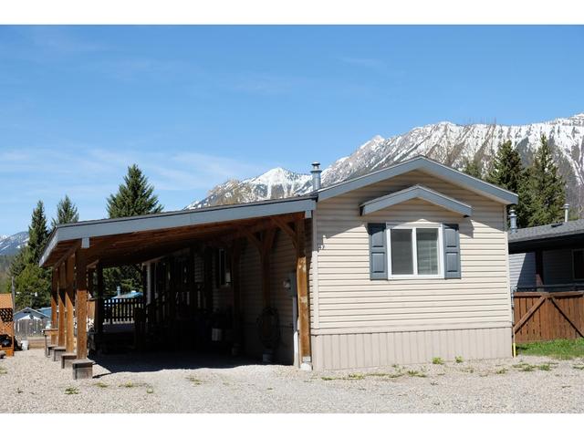 47 Slalom Dr, House detached with 2 bedrooms, 2 bathrooms and null parking in Fernie BC | Image 38
