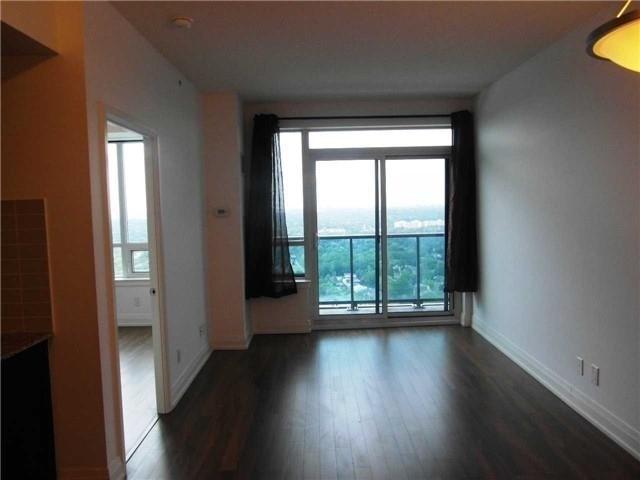 PH-203 - 7165 Yonge St, Condo with 1 bedrooms, 1 bathrooms and 1 parking in Thornhill ON | Image 2