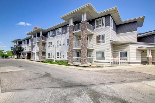 124 - 8200 4 St Ne, Condo with 2 bedrooms, 2 bathrooms and 1 parking in Calgary AB | Image 8