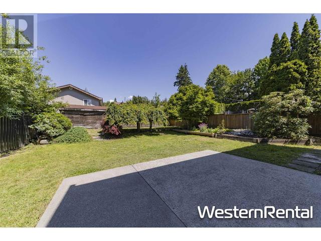 2163 Patricia Ave, House detached with 4 bedrooms, 2 bathrooms and 4 parking in Port Coquitlam BC | Image 2