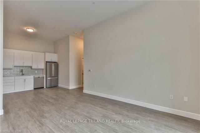 706 - 1600 Hyde Park Rd, Condo with 2 bedrooms, 2 bathrooms and 0 parking in London ON | Image 4