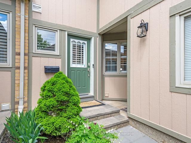 100 - 5662 Glen Erin Dr, Townhouse with 2 bedrooms, 4 bathrooms and 2 parking in Mississauga ON | Image 23