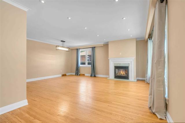 90 Bloor St E, House detached with 3 bedrooms, 1 bathrooms and 4 parking in Toronto ON | Image 24