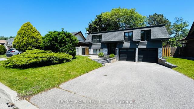 9 Ingram Crt, House detached with 3 bedrooms, 2 bathrooms and 3 parking in Whitby ON | Image 1