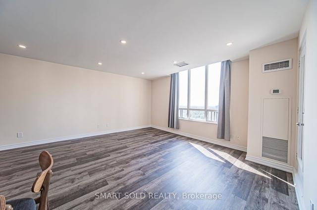 PH210 - 256 Doris Ave, Condo with 3 bedrooms, 2 bathrooms and 1 parking in Toronto ON | Image 29
