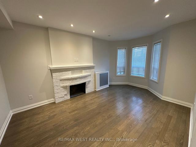 MAIN - 177 Marion St, House detached with 1 bedrooms, 1 bathrooms and 1 parking in Toronto ON | Image 5