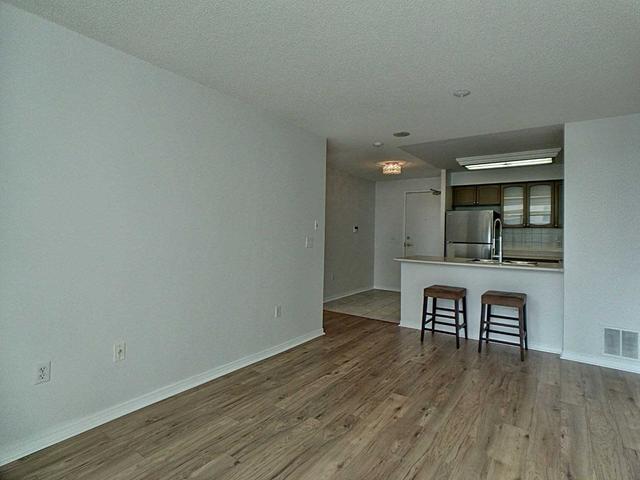 PH-14 - 11 Michael Power Pl, Condo with 1 bedrooms, 1 bathrooms and 1 parking in Etobicoke ON | Image 13