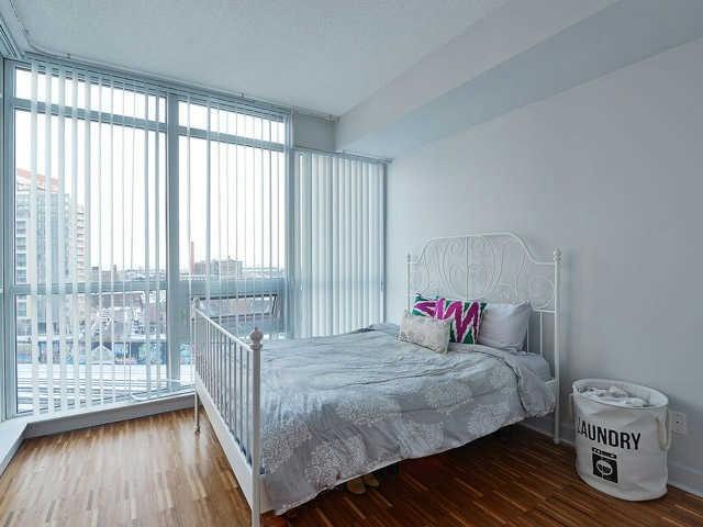 909 - 1171 Queen St W, Condo with 2 bedrooms, 2 bathrooms and 1 parking in Toronto ON | Image 12