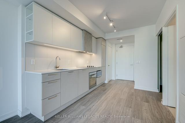 PH21 - 19 Western Battery Rd, Condo with 1 bedrooms, 2 bathrooms and 0 parking in Toronto ON | Image 2