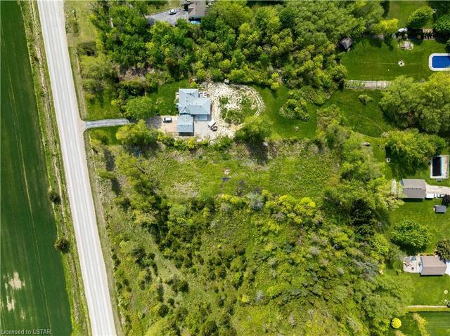 lot 85 Lakeshore Rd, Home with 0 bedrooms, 0 bathrooms and null parking in Plympton Wyoming ON | Image 3