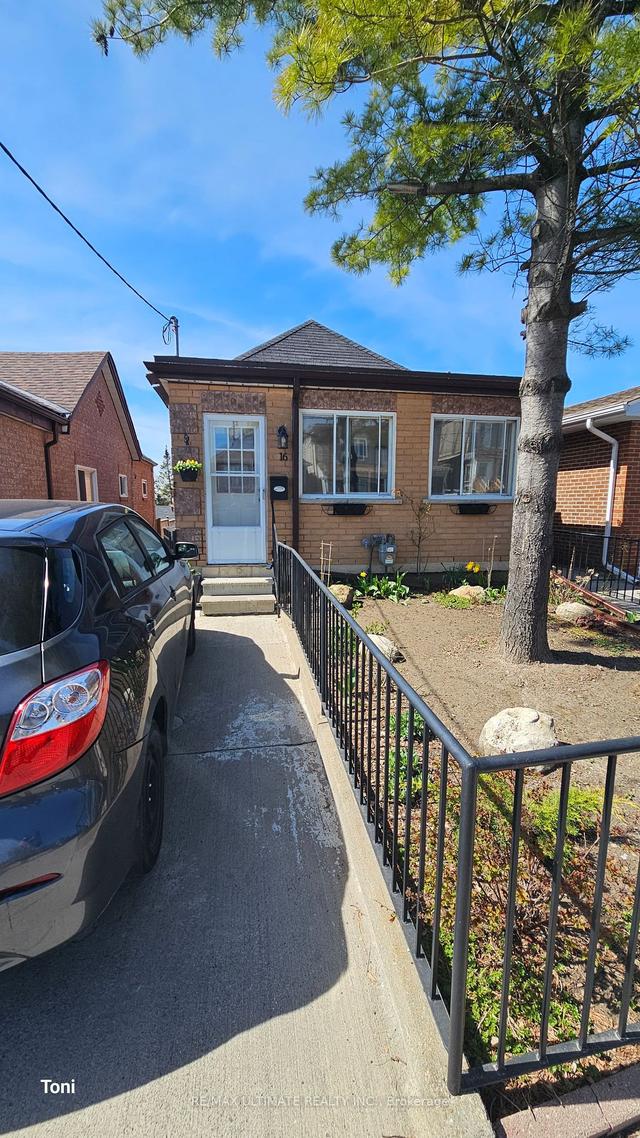 MAIN - 16 Failsworth Ave, House detached with 1 bedrooms, 2 bathrooms and 1 parking in York ON | Image 1