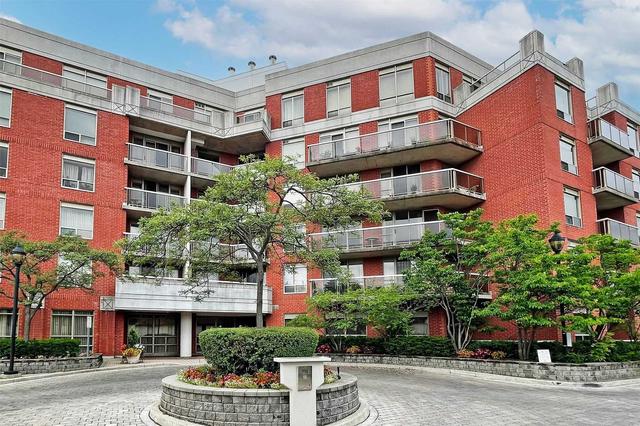 PH-1 - 800 Sheppard Ave W, Condo with 2 bedrooms, 3 bathrooms and 2 parking in North York ON | Image 1