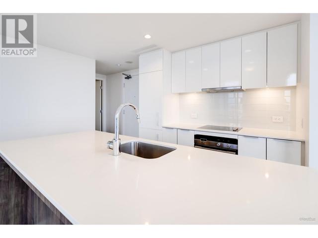 2601 - 1308 Hornby St, Condo with 2 bedrooms, 2 bathrooms and 1 parking in Vancouver BC | Image 8
