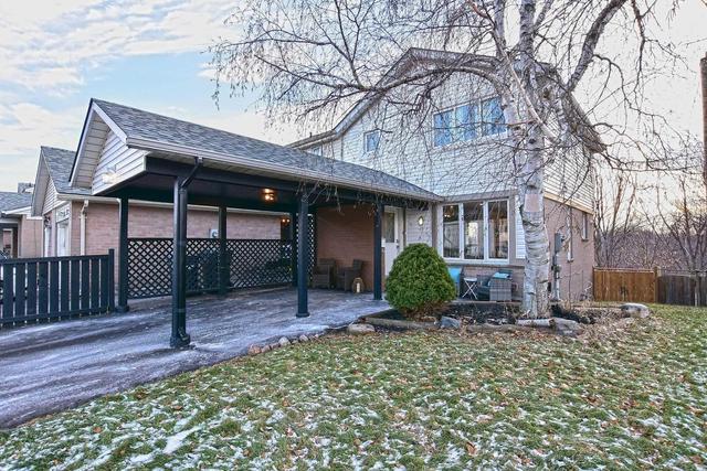 72 Elmvale Ave, House semidetached with 3 bedrooms, 3 bathrooms and 1 parking in Brampton ON | Image 1