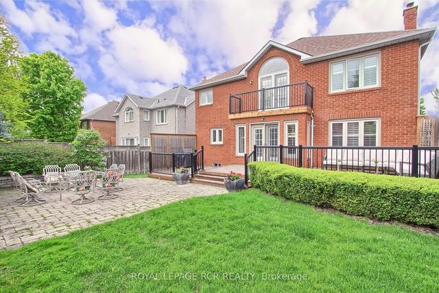 606 Brooker Ridge, House detached with 4 bedrooms, 3 bathrooms and 6 parking in Newmarket ON | Image 35