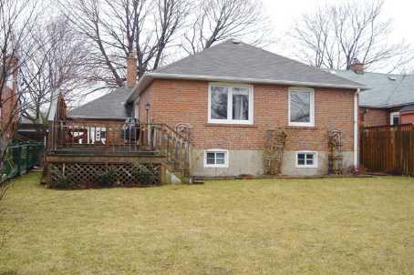 9 Kirk Bradden Rd W, House detached with 2 bedrooms, 2 bathrooms and 2 parking in Etobicoke ON | Image 8