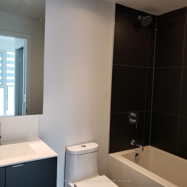 710 - 20 Edward St, Condo with 2 bedrooms, 2 bathrooms and 0 parking in Toronto ON | Image 4