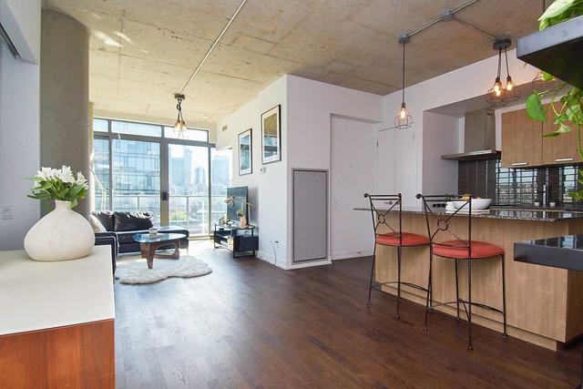 909 - 650 King St W, Condo with 2 bedrooms, 1 bathrooms and 1 parking in Toronto ON | Image 27