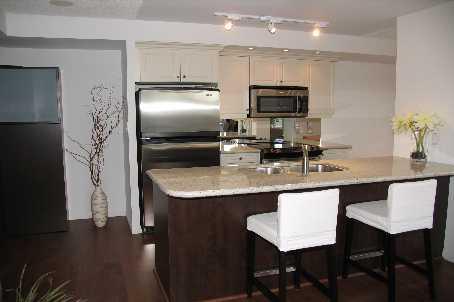 909 - 900 Mount Pleasant Rd, Condo with 1 bedrooms, 1 bathrooms and 1 parking in Toronto ON | Image 4