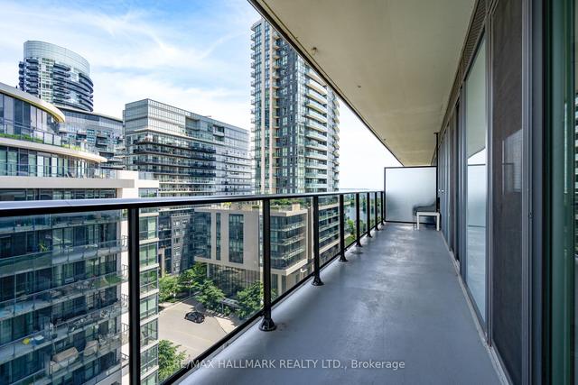803 - 70 Annie Craig Dr, Condo with 1 bedrooms, 2 bathrooms and 1 parking in Toronto ON | Image 11