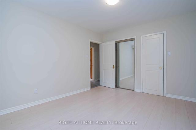 MAIN - 289 Churchill Ave, House detached with 3 bedrooms, 2 bathrooms and 3 parking in North York ON | Image 15