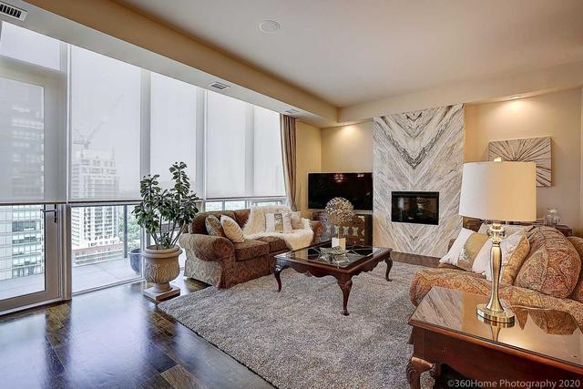 PH15 - 70 Roehampton Ave, Condo with 2 bedrooms, 3 bathrooms and 2 parking in Toronto ON | Image 33