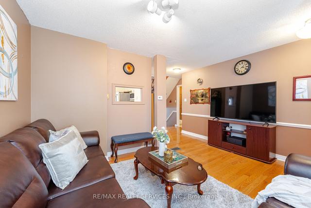 50 Rotherglen Crt, House detached with 3 bedrooms, 4 bathrooms and 5 parking in Brampton ON | Image 36