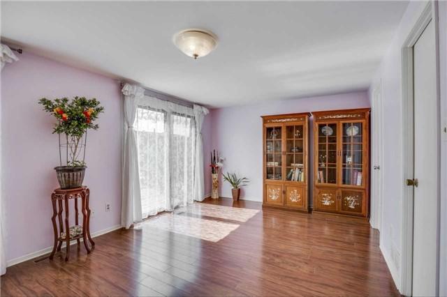 88 - 3395 Cliff Rd N, Townhouse with 3 bedrooms, 2 bathrooms and 3 parking in Mississauga ON | Image 12