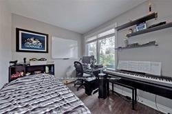 MAIN - 114 Cartier Cres, House detached with 3 bedrooms, 2 bathrooms and 1 parking in Richmond Hill ON | Image 3