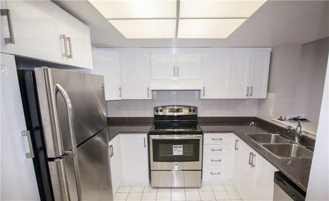 PH201 - 325 Webb Dr, Condo with 2 bedrooms, 2 bathrooms and 1 parking in Mississauga ON | Image 5