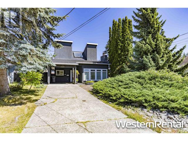 2163 Patricia Ave, House detached with 4 bedrooms, 2 bathrooms and 4 parking in Port Coquitlam BC | Image 1