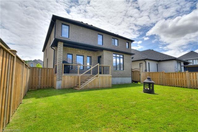 15 Ferris Dr, House detached with 4 bedrooms, 3 bathrooms and 4 parking in Wellesley ON | Image 37