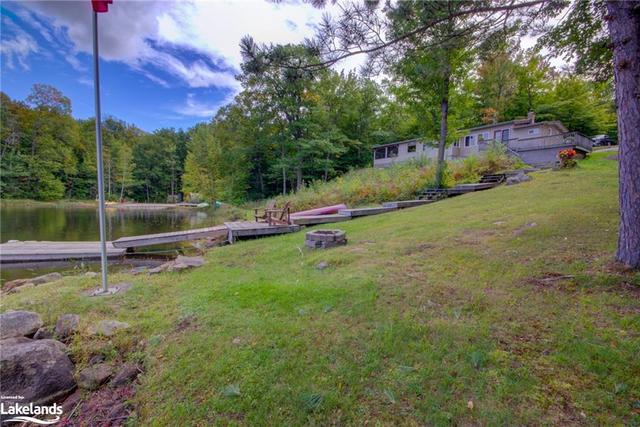 49 Dayeo Dr, House detached with 2 bedrooms, 1 bathrooms and 4 parking in Georgian Bay ON | Image 3