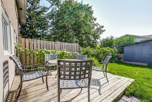 MAIN - 2664 Lundene Rd, House semidetached with 3 bedrooms, 1 bathrooms and 2 parking in Mississauga ON | Image 22