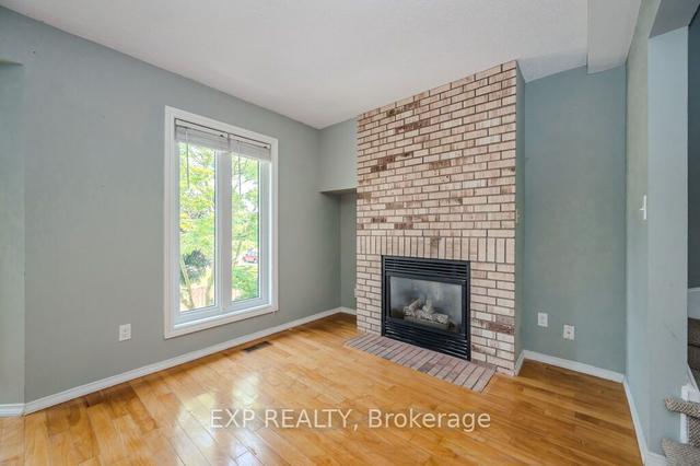 47 - 302 College Ave W, Townhouse with 3 bedrooms, 2 bathrooms and 0 parking in Guelph ON | Image 3