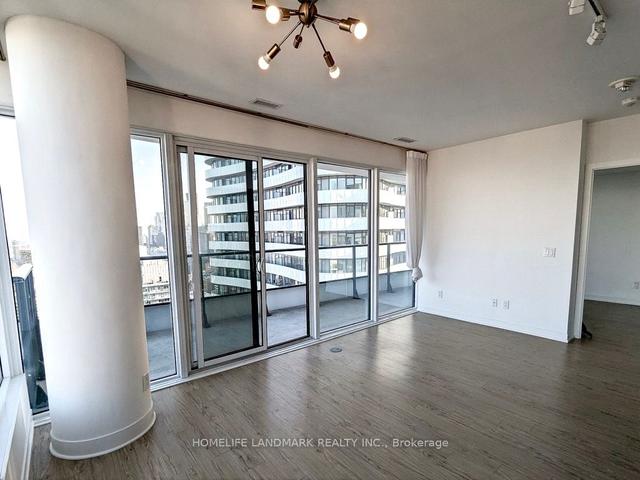 PH16 - 85 Wood St, Condo with 2 bedrooms, 2 bathrooms and 0 parking in Toronto ON | Image 9