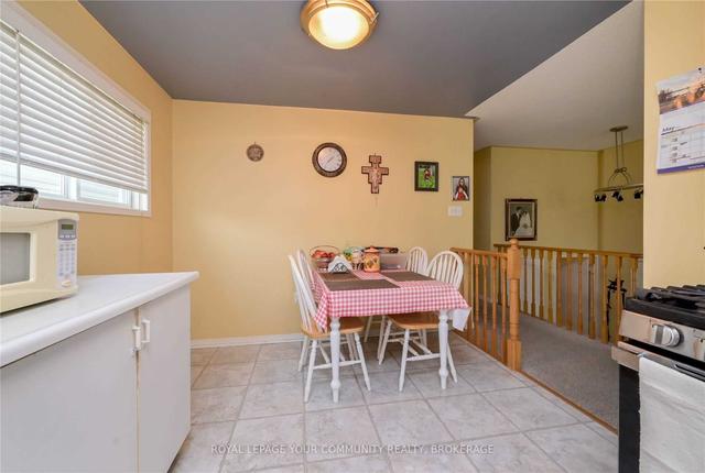 90 Barre Dr, House detached with 2 bedrooms, 2 bathrooms and 4 parking in Barrie ON | Image 20