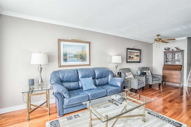 9 Juniper Cres, House semidetached with 3 bedrooms, 2 bathrooms and 4 parking in Brampton ON | Image 32