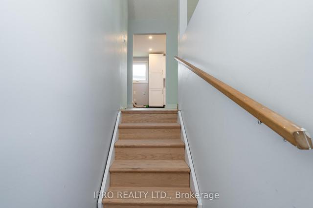 MAIN - 24 Chilton Dr, House detached with 3 bedrooms, 1 bathrooms and 2 parking in Stoney Creek ON | Image 12