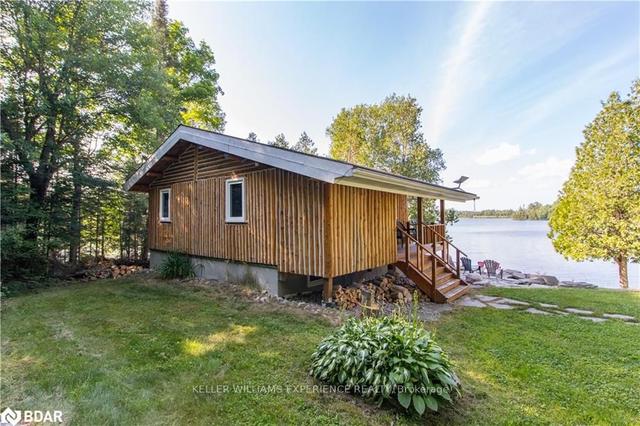 337 Deer Run Rd, House detached with 2 bedrooms, 1 bathrooms and 21 parking in Magnetawan ON | Image 38