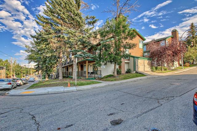 36 - 2400 15 St Sw, Home with 2 bedrooms, 1 bathrooms and 1 parking in Calgary AB | Image 39