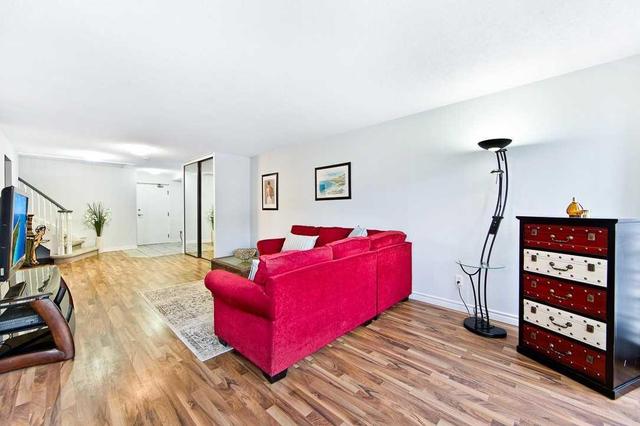 112 - 25 Cumberland Lane, Condo with 2 bedrooms, 2 bathrooms and 2 parking in Ajax ON | Image 7