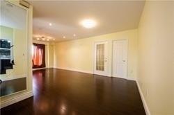 8 Santa Anita Crt, House detached with 3 bedrooms, 3 bathrooms and 4 parking in Brampton ON | Image 6