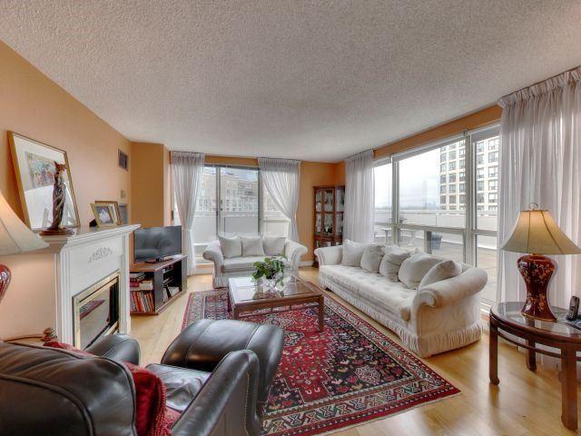 PH1503 - 2267 Lake Shore Blvd W, Condo with 1 bedrooms, 2 bathrooms and 1 parking in Etobicoke ON | Image 3