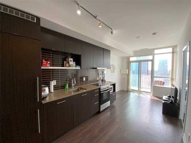 PH13 - 365 Church St, Condo with 1 bedrooms, 1 bathrooms and 0 parking in Toronto ON | Image 1
