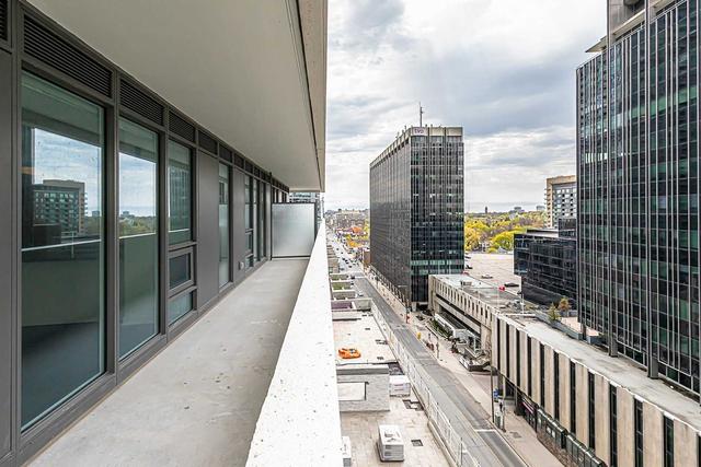 909 - 2221 Yonge St, Condo with 2 bedrooms, 2 bathrooms and 1 parking in Toronto ON | Image 16