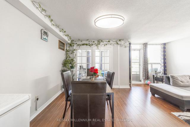 805 - 10 Edgecliff Golfway, Condo with 3 bedrooms, 1 bathrooms and 1 parking in Toronto ON | Image 10