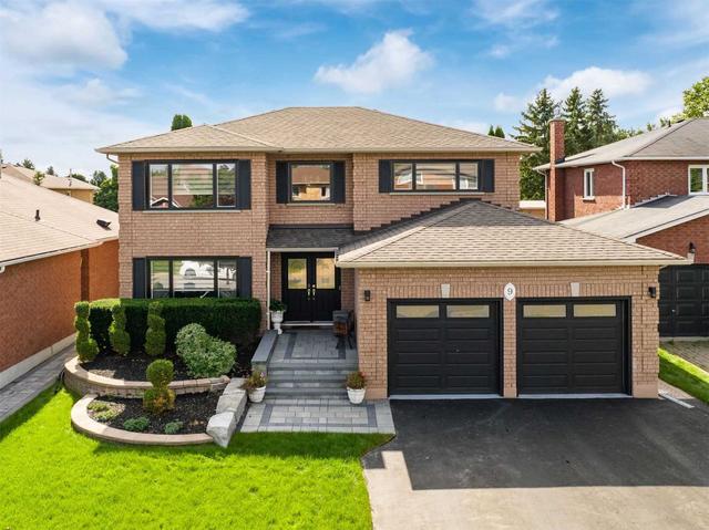 9 Jura Crt, House detached with 3 bedrooms, 4 bathrooms and 6 parking in Courtice ON | Image 1