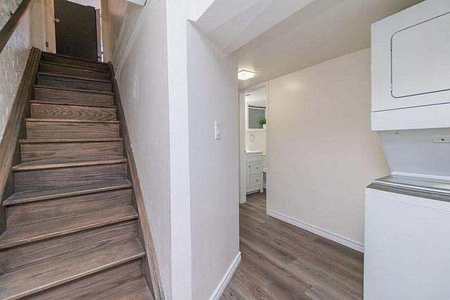 MAIN - 109 Edgewood Ave, House semidetached with 3 bedrooms, 1 bathrooms and 1 parking in Toronto ON | Image 14