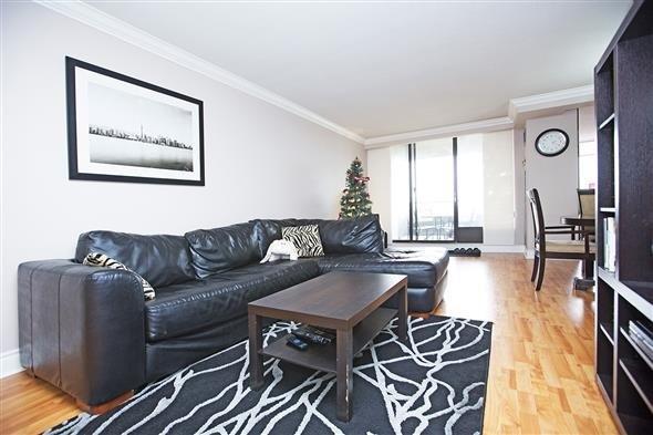 PH12 - 75 Emmett Ave, Condo with 2 bedrooms, 2 bathrooms and 1 parking in York ON | Image 6